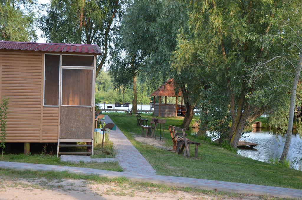 Pelican City Vâlcov Exterior foto